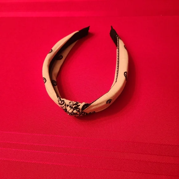 Source Unknown Black and White Knotted Headband - Picture 2 of 6